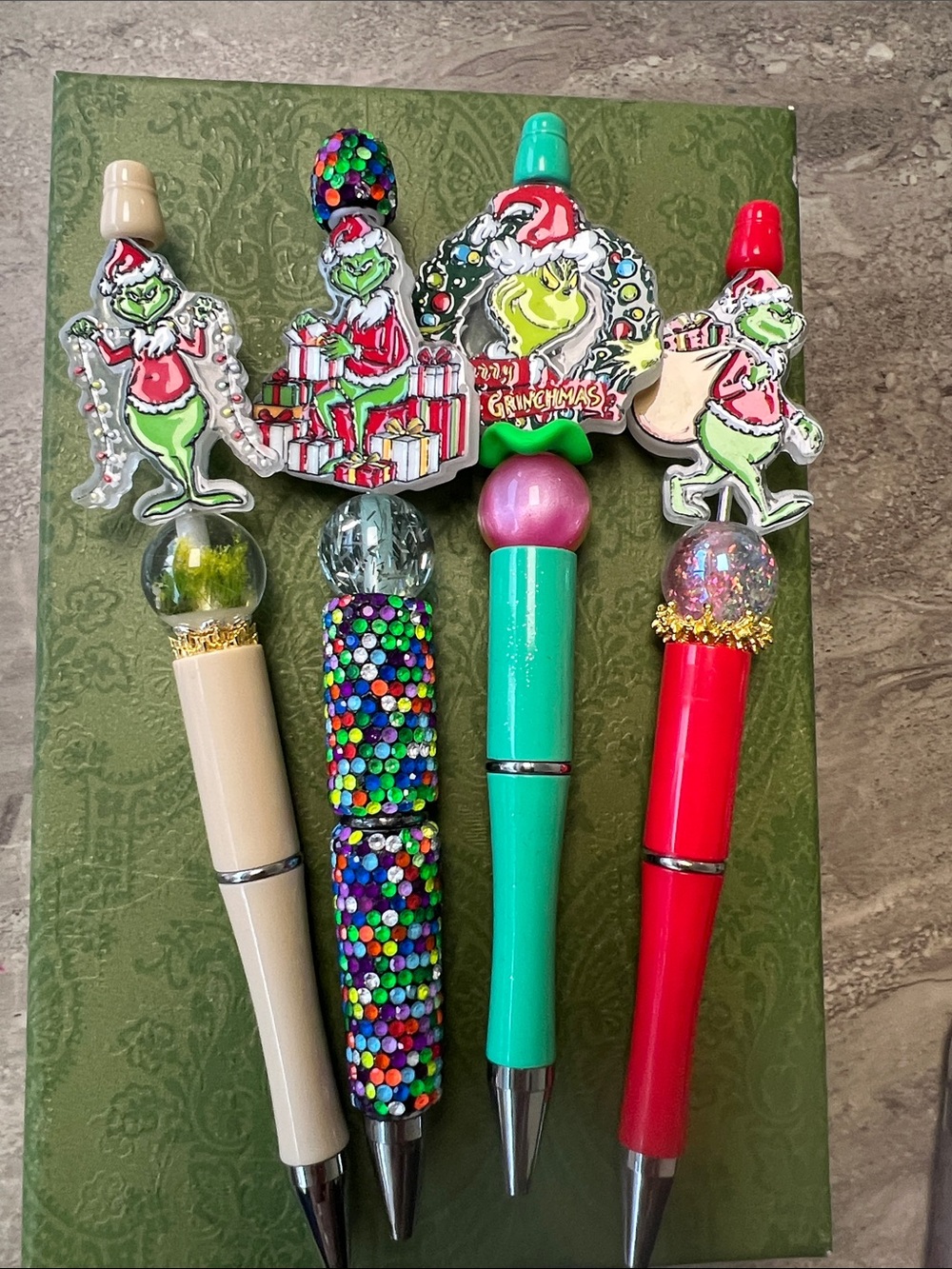 4x Holiday Novelty Pen Set - Christmas Grinch gift present Xmas
